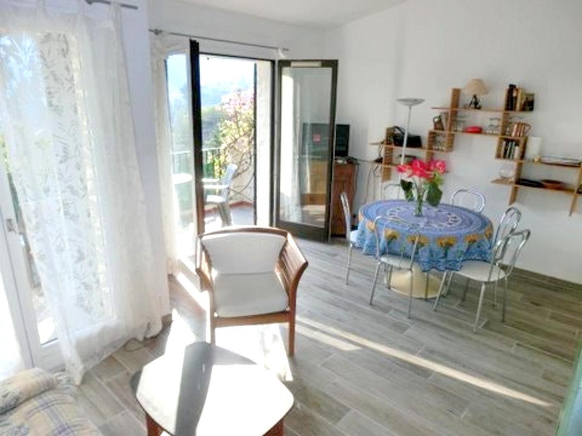 Studio A Theoule Sur Mer A 400 M De La Plage Avec Vue Sur La Mer Terrasse Amenagee Et Wifi Lägenhet Exteriör bild