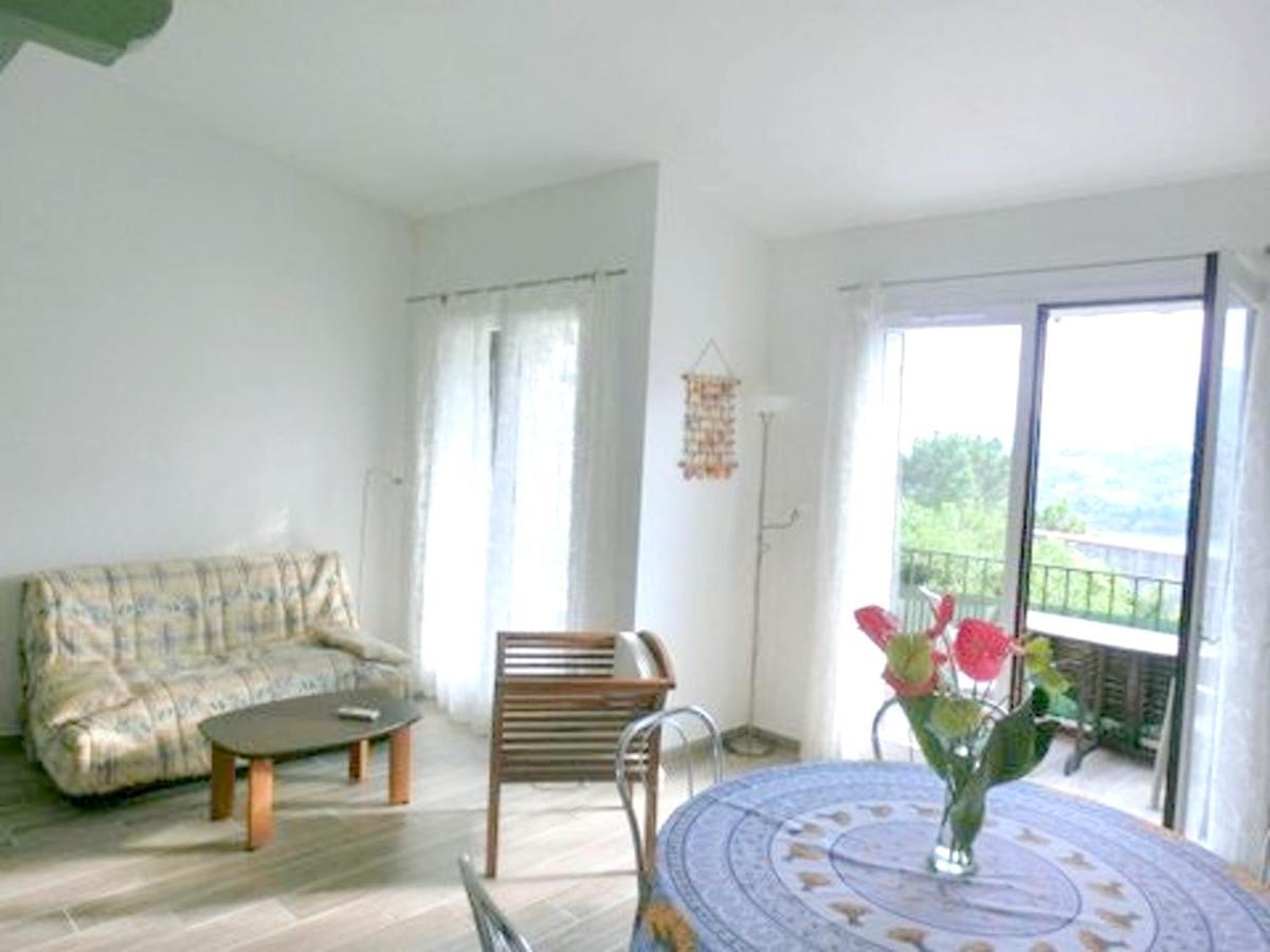 Studio A Theoule Sur Mer A 400 M De La Plage Avec Vue Sur La Mer Terrasse Amenagee Et Wifi Lägenhet Exteriör bild